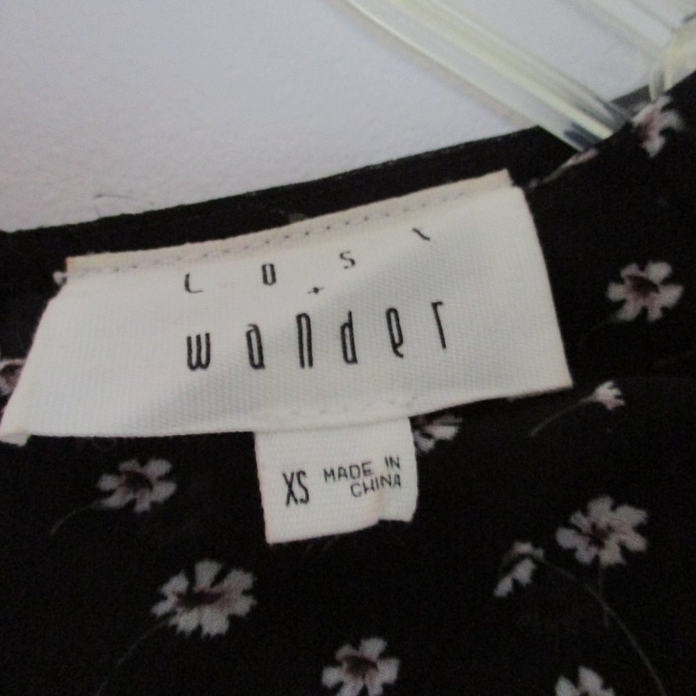 Lost & Wander Womens Black Dress Flowers Size XS - Picture 3 of 4